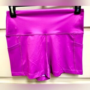 NWOT Constantly Varied Gear 2.5 inch shorts